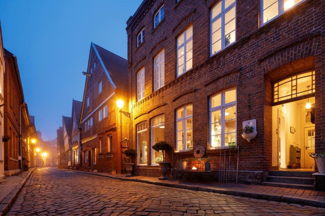 Gaestehaus Von Herzen Hotell Lauenburg Exteriör bild